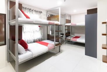 Oyo 152 Sangco Condotel