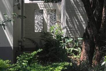 پانسیون 528 Victoria Falls Guest House