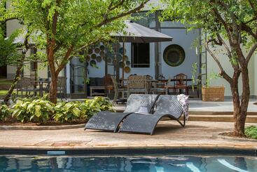 پانسیون 528 Victoria Falls Guest House