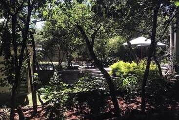 پانسیون 528 Victoria Falls Guest House
