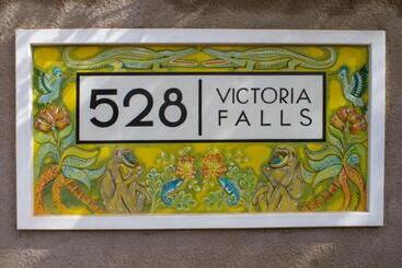 پانسیون 528 Victoria Falls Guest House