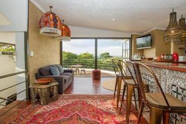 پانسیون 528 Victoria Falls Guest House