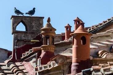 تختخواب و صبحانه Oltrarno Splendid