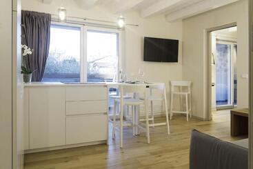 پانسیون Tiamo Modern Design Guest House