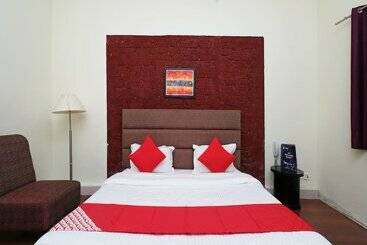 هتل Oyo 22298 Mannat Farms