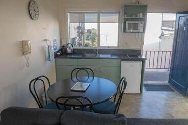 مُتل Panorama Motor Lodge