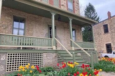 住宿加早餐  Abe's Spring Street Guest House