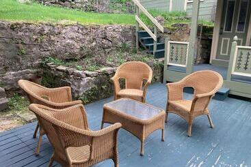 住宿加早餐  Abe's Spring Street Guest House
