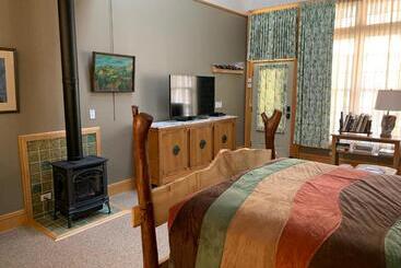 住宿加早餐  Abe's Spring Street Guest House