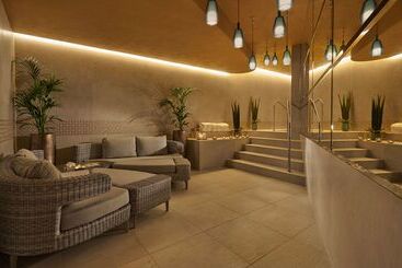 Párisi Udvar Hotel Budapest, Part Of Hyatt
