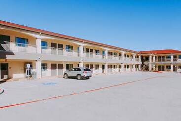هتل Palace Inn Katy Ft. Bend