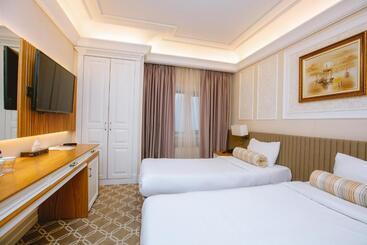 Theatrum Hotel Baku