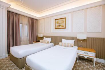Theatrum Hotel Baku