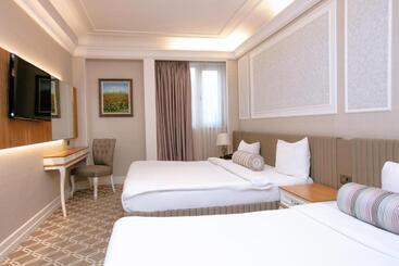 Theatrum Hotel Baku