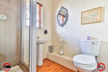 پانسیون Cinzaco Dullstroom