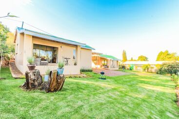 پانسیون Cinzaco Dullstroom