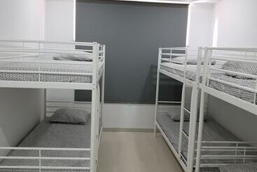 پانسیون Mikaela Guest House