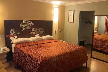 Villa Park Motel