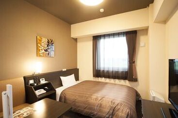 هتل Route Inn Chiba Hamano Tokyowangan Doro