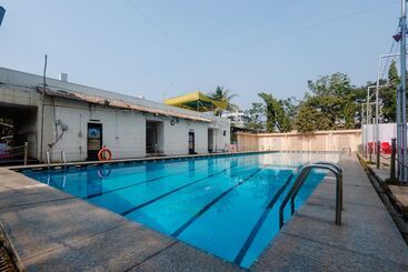 Hotel Oyo 26750 Vashi Gymkhana