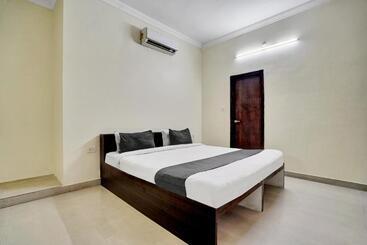 Oyo 23090 Hotel Mani Bhai Patel