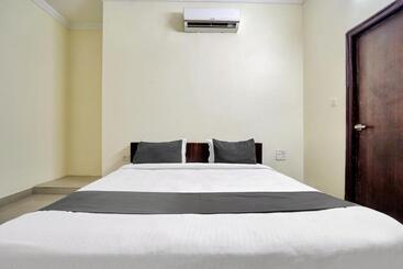 Oyo 23090 Hotel Mani Bhai Patel