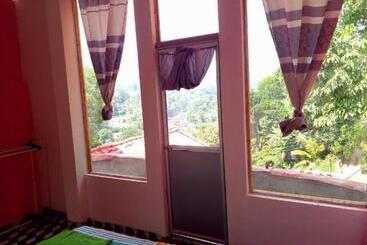 پانسیون Mountain View Villa