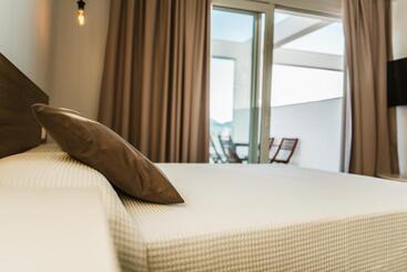 Apartamentos Zhr