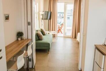 Apartamentos Zhr