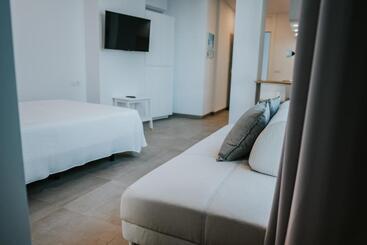 Apartamentos Zhr