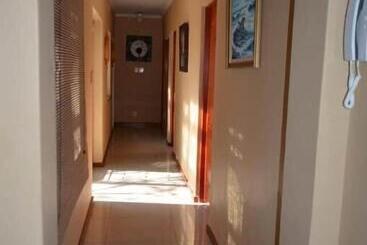 تختخواب و صبحانه St@y 1 Bnb