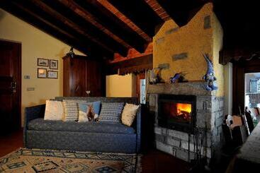 Aparthotel Foyer D Antan Suite Con Caminetto Hammam O Vasca Idromassaggio
