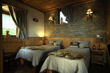 Aparthotel Foyer D Antan Suite Con Caminetto Hammam O Vasca Idromassaggio