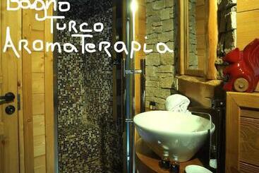 Aparthotel Foyer D Antan Suite Con Caminetto Hammam O Vasca Idromassaggio