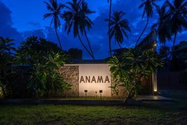 هتل Anama By Queens Mount