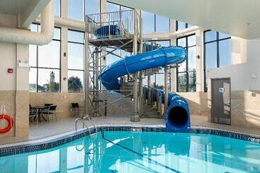 בית מלון כפרי Holiday Inn Express   Lethbridge Southeast, An Ihg