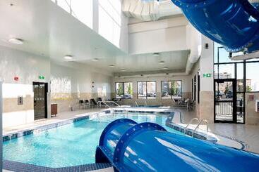 هتل Holiday Inn Express   Lethbridge Southeast, An Ihg