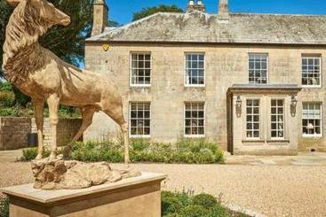 فندق Walwick Hall Country Estate And Spa