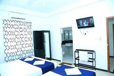 پانسیون Blue Diamond Resort