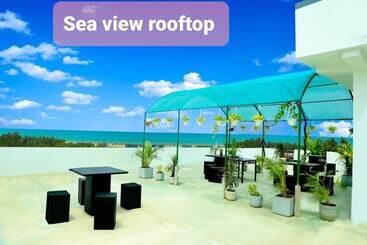 پانسیون Blue Diamond Resort