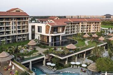 هتل Holiday Inn Resort Qionghai Guantang, An Ihg