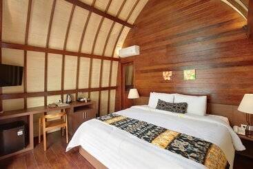 هتل Kubu Gwk Resort
