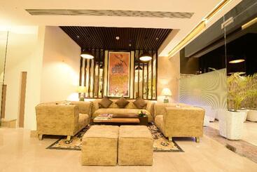 هتل Surestay Plus By Best Western Amritsar