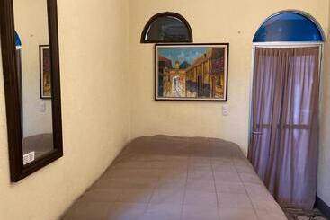 هاستل Mandala’s Hostal