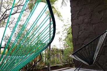 تختخواب و صبحانه Bermejo Hostel
