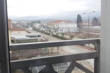 Boulevard Apartments
