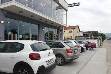 Boulevard Apartments