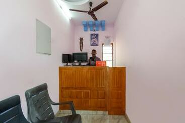 هتل Oyo 24967 The Grand Diamond