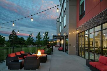 هتل Hilton Garden Inn Wenatchee