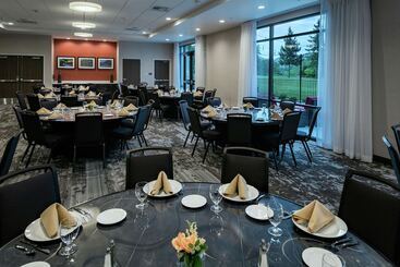 هتل Hilton Garden Inn Wenatchee